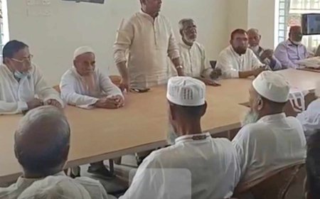 মাদারীপুরে বীর মুক্তিযোদ্ধাদের সাথে বিএনপি নেতা খোকন তালুকদারের ঈদ পরবর্তী সৌজন্য সাক্ষাৎ