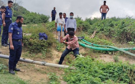 অবৈধ বালু উত্তোলনের বিরুদ্ধে উপজেলা প্রশাসনের অভিযান