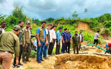 মিরসরাইয়ে সংরক্ষিত বন থেকে বালু উত্তোলনের অপরাধে ৬ টি ড্রেজার মেশিন ও ৬ শত ফুট পাইপ ধ্বংস 