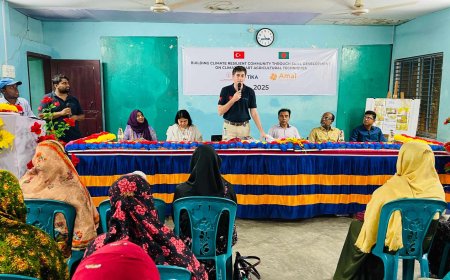 কয়রায় ক্লাইমেট স্মার্ট টেকনিকস বিষয়ক সেমিনার অনুষ্ঠিত 