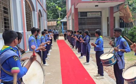 লালগালিচা সংবর্ধনা প্রত্যাখ্যান করলেন কালকিনি ইউএনও