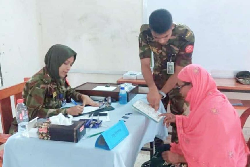 শেরপুরের সেনাবাহিনীর উদ্যোগে চিকিৎসা সেবা ও ঔষধ বিতরণ