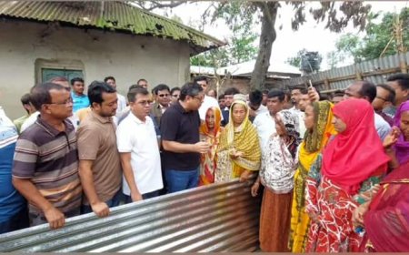 বগুড়া শিবগঞ্জ উপজেলার দেউলী ইউনিয়নে বিএনপির ভারপ্রাপ্ত চেয়ারম্যান জনাব তারেক রহমান প্রদত্ত আর্থিক সহযোগিতা ও ঢেউটিন প্রদান