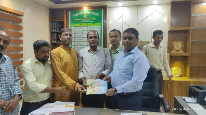 লোহাগাড়ায় আসন্ন জন্মাষ্টমী ও সার্বিক সহযোগিতা নিয়ে মতবিনিময়