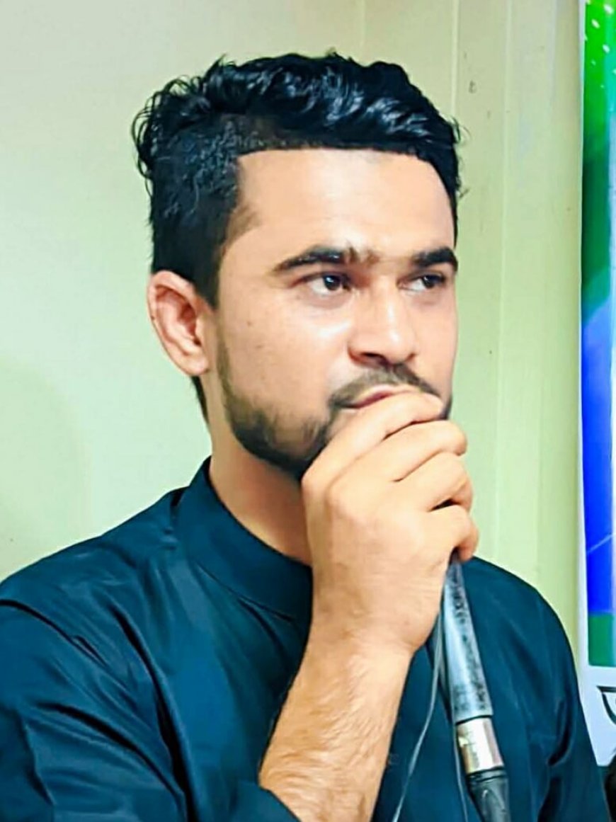 ফটিকছড়িতে সেচ্ছাসেবকদল নেতাকে হুমকি যুবদল নেতার ‘বাজারে উঠিস, তোর পা ভেঙে ৮ টুকরা করবো’