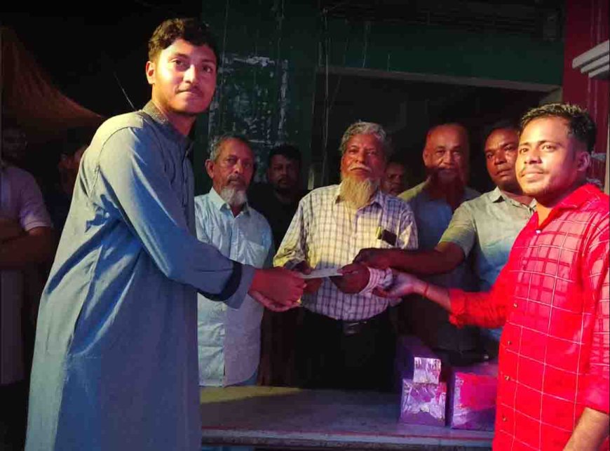 মিরসরাইয়ে বিএনপি নেতা নুরুল আমিনের সমর্থনে ৩১ দফার লিফলেট বিতরণ 