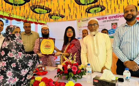 মিরসরাইয়ের মিঠানালা সরকারি প্রাথমিক বিদ্যালয়ে মা সমাবেশ ও শিশু শিক্ষার্থীদের সাথে মতবিনিময়