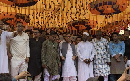 ভালোবাসা ও শুভেচ্ছায় ভরা ডাকসু'র ২ বারের সাবেক সফল ভিপি মাহমুদুর রহমান মান্নার শিবগঞ্জ সফর