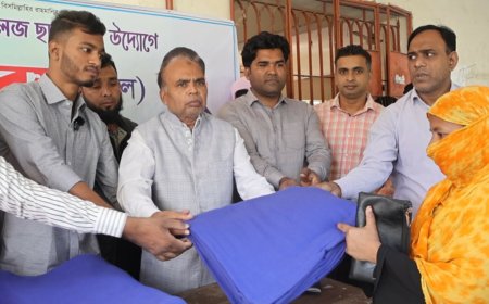 কালকিনি সৈয়দ আবুল হোসেন কলেজ ছাত্রদলের উদ্যোগে শীতবস্ত্র বিতরণ