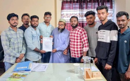 হাইড্রোলিক হর্ন বন্ধে সাতক্ষীরা পরিবেশ অধিদপ্তরে ছাত্রদলের স্মারকলিপি