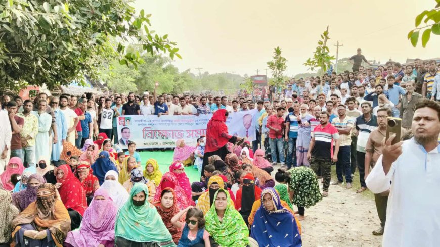 সাতক্ষীরা-৩ আসনে ডাঃ শহিদুল আলমকে মনোনয়ন দেয়ার দাবীতে টানা তৃতীয় দিনের ন্যায় বিক্ষোভ সমাবেশ