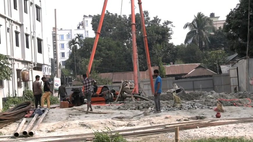 টাঙ্গাইলে প্ল্যানবিহীন ‘মক্কা টাওয়ার’ নির্মাণে চরম ভোগান্তি, ক্ষোভে উত্তাল এলাকাবাসী