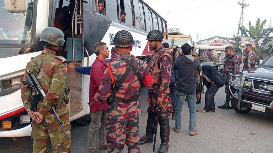 এনসিপি নেতাকে গুলির ঘটনায় সাতক্ষীরা সীমান্ত সিল ৫৭টি চেকপোস্ট ও ৮৭টি অতিরিক্ত টহল, সেনাবাহিনী, পুলিশ, বিজিবির কঠোর নিরাপত্তা ব্যবস্থা