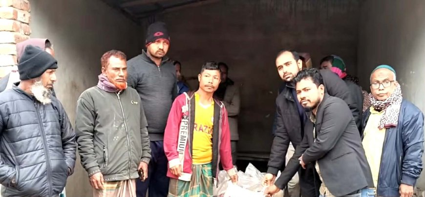 বড়দিন উপলক্ষে শেরপুরের শ্রীবরদীতে গীর্জায় চাল বিতরণ