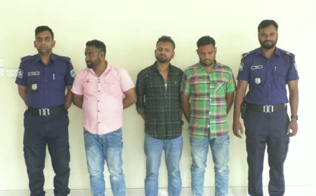 বেনাপোলে পাসপোর্টধারীর কাছ থেকে ৩০ হাজার টাকা ছিনিয়ে নেওয়ায় ৩ জন গ্রেফতার