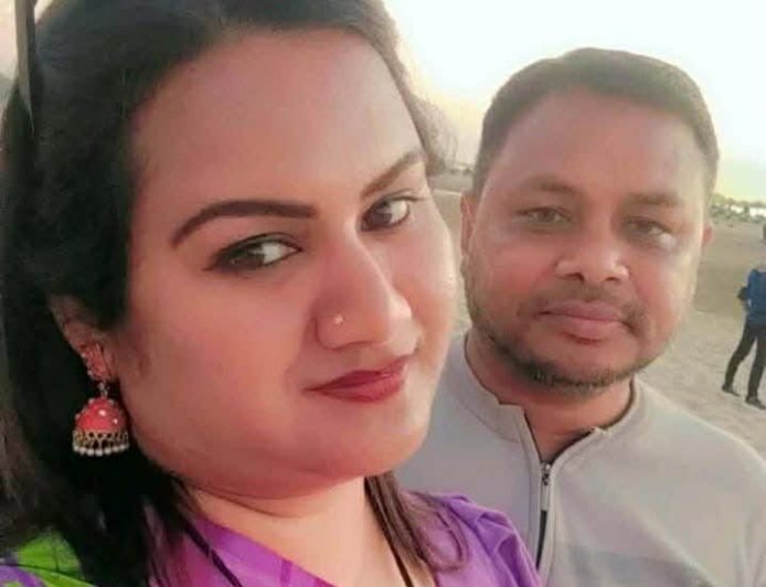 প্রতিবন্ধী স্বামী ছেলে রেখে পরকীয়া প্রেমিকের সংসারে লিজা