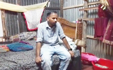 বিয়ের স্বকৃীতির দাবীতে প্রেমিকার বাড়ীতে প্রেমিকের অনশন