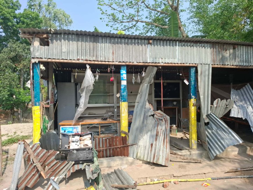 গোপালপুরে ‘বাকি খাওয়া’ নিয়ে সংঘর্ষ, ভাঙচুর-লুটপাটে ক্ষতিগ্রস্ত অর্ধশতাধিক পরিবার