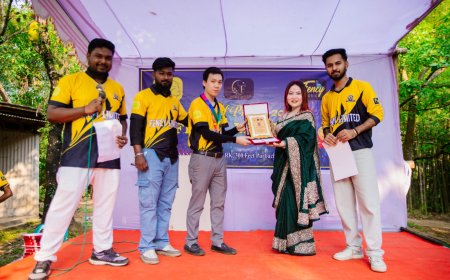 আনন্দ আয়োজনে এক হলো ফেন্সি পরিবার