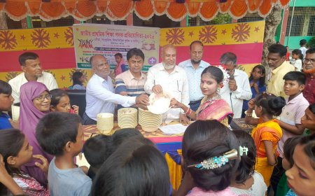 শিবগঞ্জে ইউনিয়ন পর্যায়ে জাতীয় প্রাথমিক শিক্ষা পদক প্রতিযোগিতার পুরস্কার বিতরণ