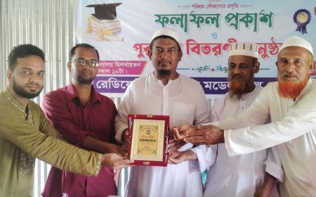 মহিপুরে স্কুলের রাস্তা ইটের সলিং করে সম্মাননা পেলেন চেয়ারম্যান হেদায়েত উল্লাহ