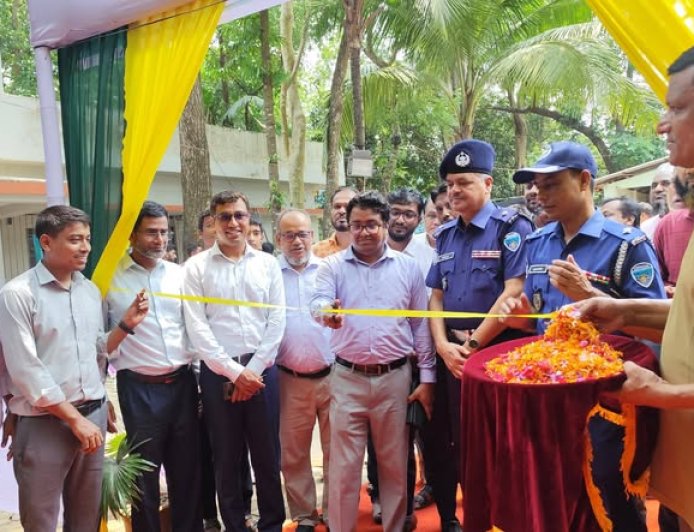 মীরসরাইয়ে ৩ দিনব্যাপী ভূমিসেবা সপ্তাহের উদ্বোধন