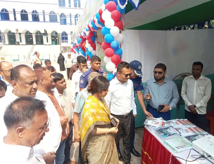 সাতক্ষীরায় বর্ণাঢ্য আয়োজনে তিনদিন ব্যাপী ভূমি সেবা মেলার উদ্বোধন