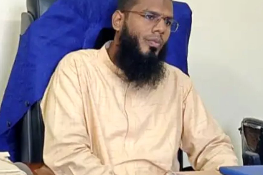 রাতের আঁধারে নারী করদাতার খোঁজে ঘোরাফেরার অভিযোগ, তোপের মুখে কিশোরগঞ্জের এক কর কর্মকর্তা