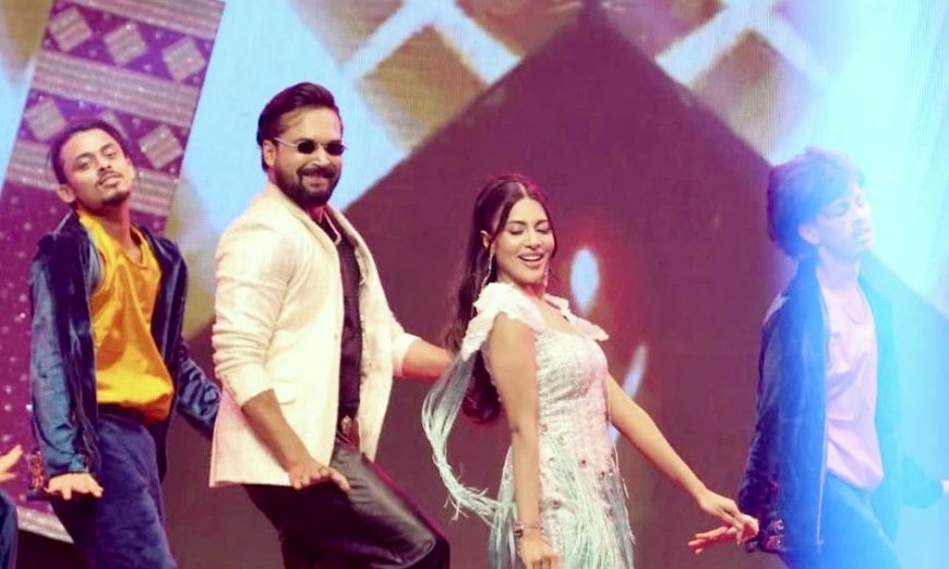 পারফরম্যান্সেই ঢেকে গেল সব দোষ
