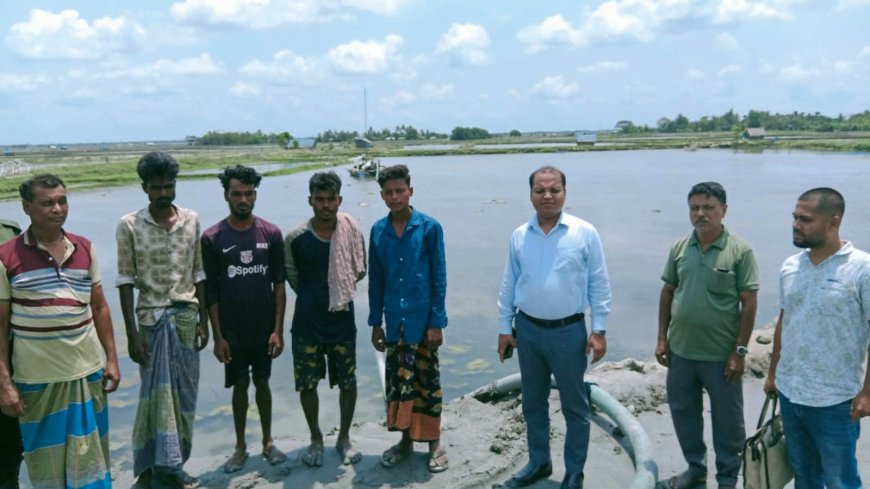 সাতক্ষীরার দেবহাটায় অবৈধভাবে বালু উত্তোলন, ৩০ হাজার টাকা জরিমানা