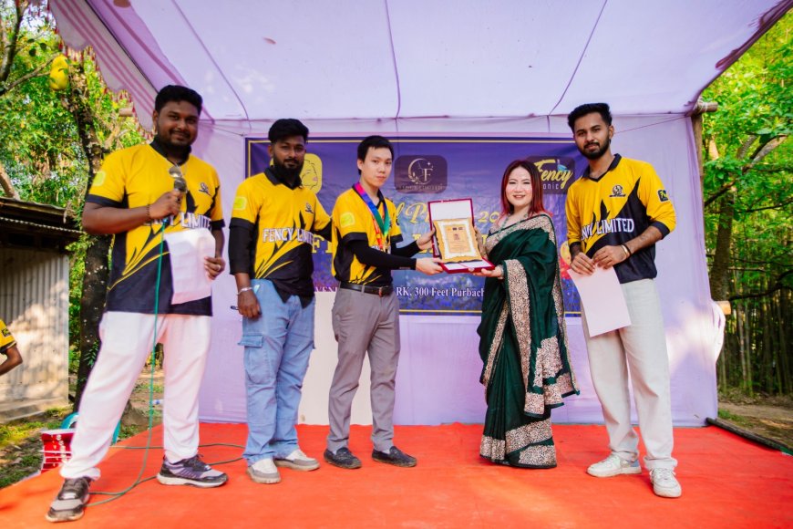 আনন্দ আয়োজনে এক হলো ফেন্সি পরিবার
