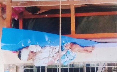 মীরসরাইয়ে সড়ক দুর্ঘটনায় আহত যুবকের চিকিৎসা ব্যয়ে দিশেহারা পরিবার