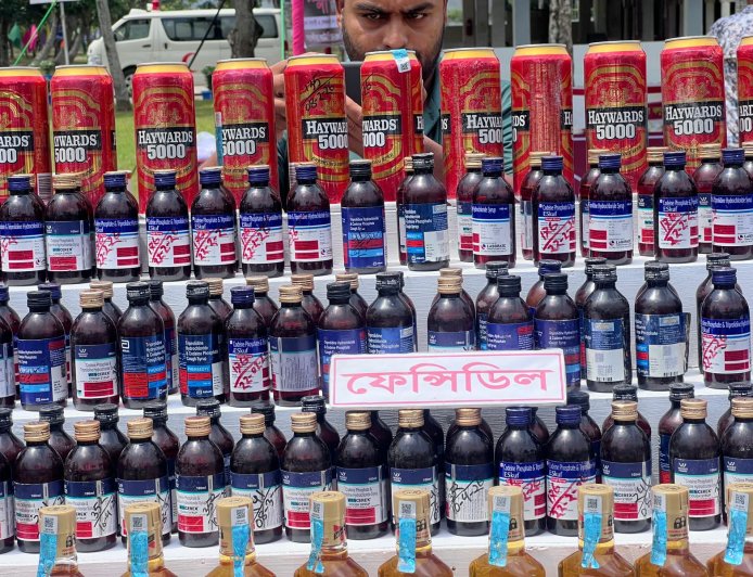 সাতক্ষীরায় বিভিন্ন সীমান্ত থেকে জব্দ হওয়া বিপুল পরিমাণ মাদকদ্রব্য ধ্বংস, যার মুল্য প্রায় ৭৩ কোটি ৭৫ লাখ টাকা