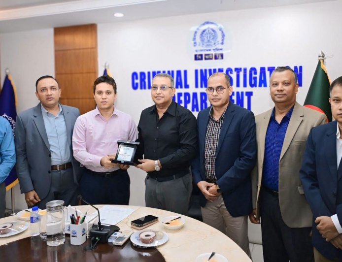 সিআইডি থেকে বিদায় নিলেন বিশেষ পুলিশ সুপার বদরুল আলম মোল্লা, নতুন গন্তব্য ঝালকাঠি