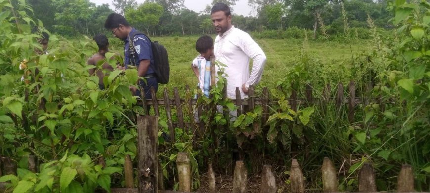 পীরগঞ্জে তিনটি কবরের কঙ্কাল চুরি