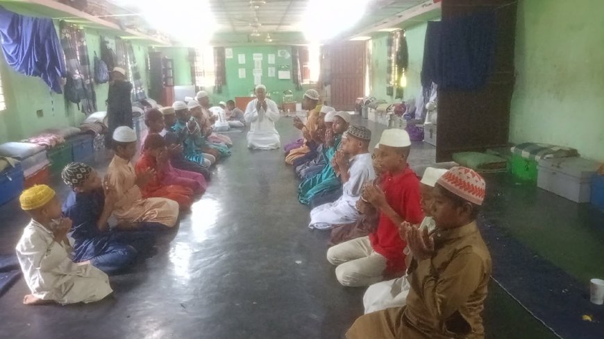 পীরগঞ্জে সাবেক চেয়ারম্যান মোস্তফার মৃত্যুবার্ষিকী উপলক্ষে দোয়া মাহফিল অনুষ্ঠিত