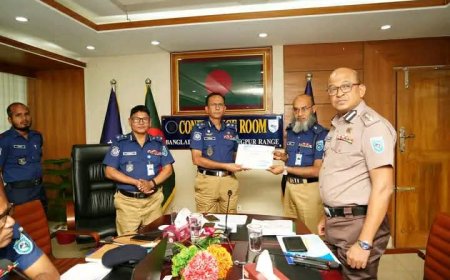 রংপুর রেঞ্জের মাসিক অপরাধ পর্যালোচনা সভায় শ্রেষ্ঠ এসপি পঞ্চগড়ের আবু সাইম