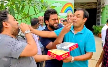 মির্জা ফখরুলকে রাষ্ট্রপতি পদে মনোনয়ন, ঠাকুরগাঁওয়ে আনন্দ-উচ্ছ্বাস ও মিষ্টি বিতরণ