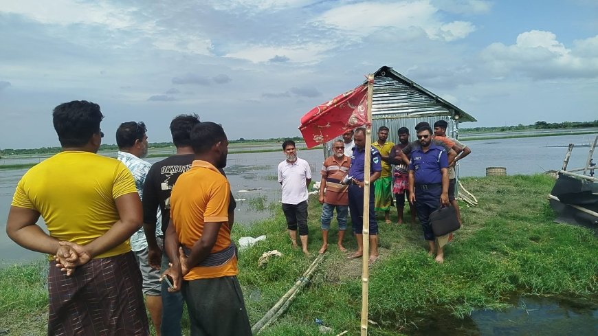 দীর্ঘ ১৭ বছর পর কার্যক্রম নিষিদ্ধ জেলা মহিলা আ'লীগ নেত্রী রুবির জবর দখলে থাকা পৈতৃক জমি ফিরে পেলেন প্রবাসী শরিফুল ও তাঁর পরিবার